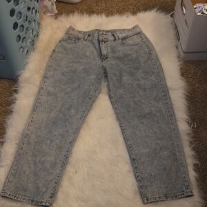 Women's Light Blue Jeans